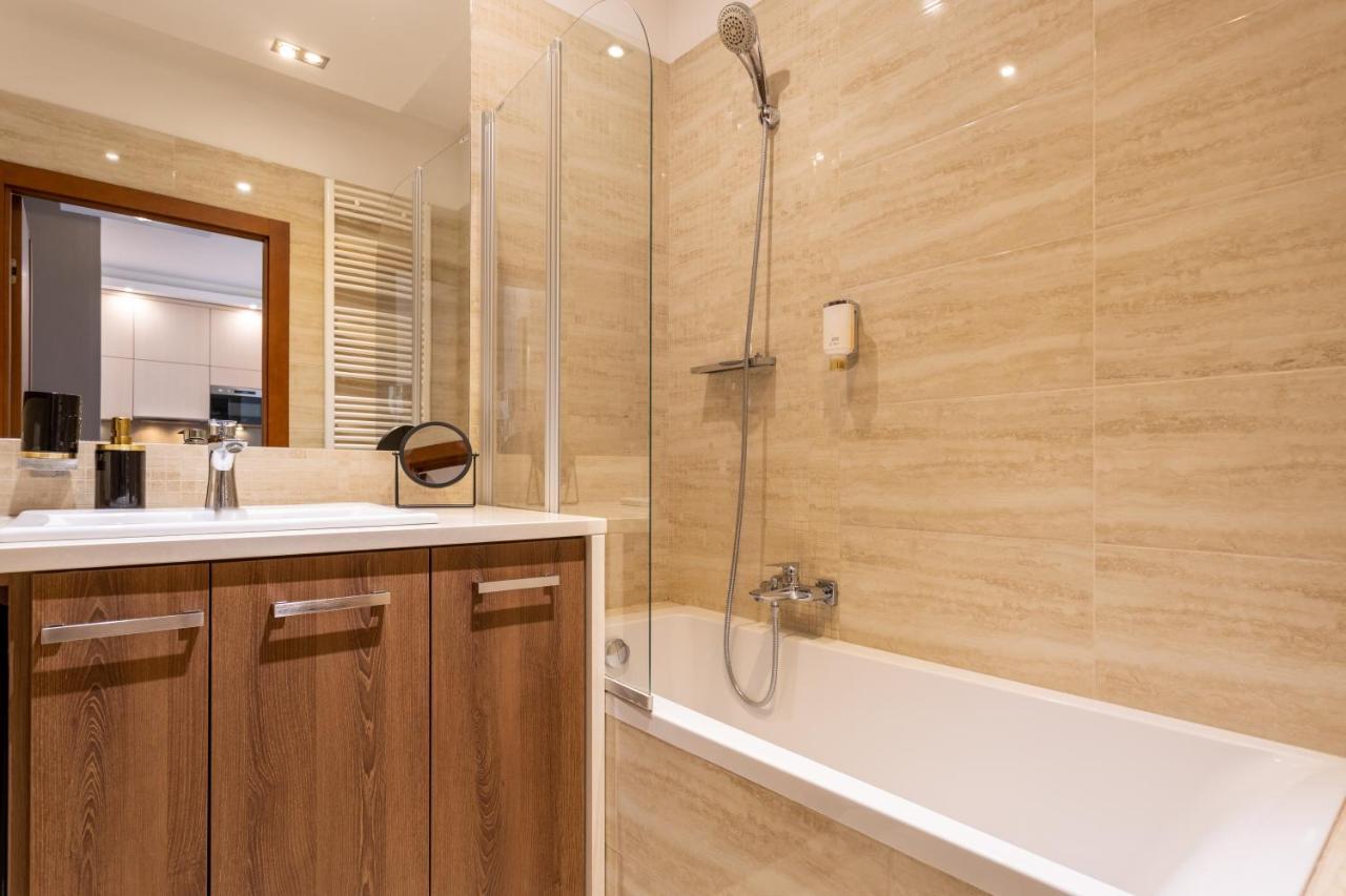Golden Apartments Warsaw - Bright And Stylish Apartment -City Center - Stawki Екстериор снимка